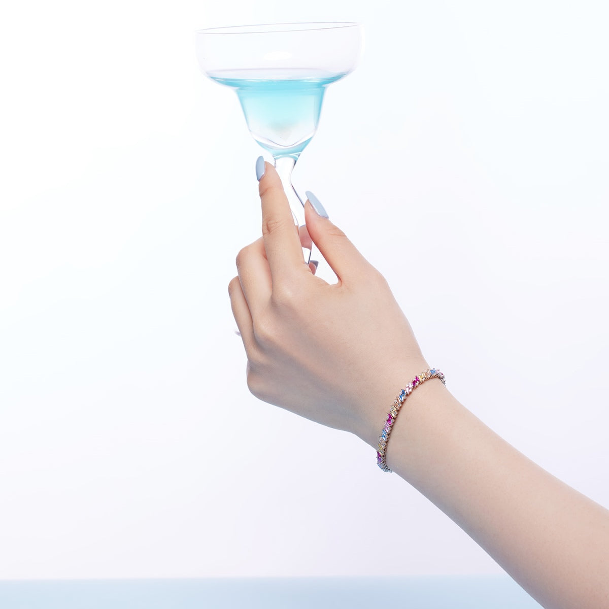 [AuraEcho]Ornate Sparkling Multi Cut Party Bracelet