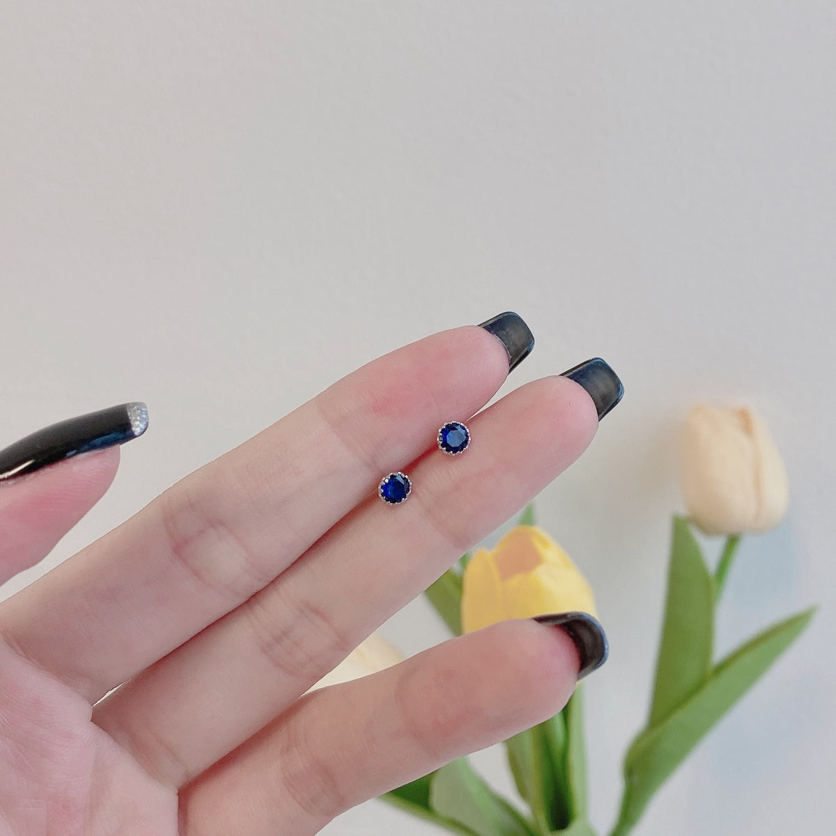 [AuraEcho]Sparkling Colorful Round Shape Earrings