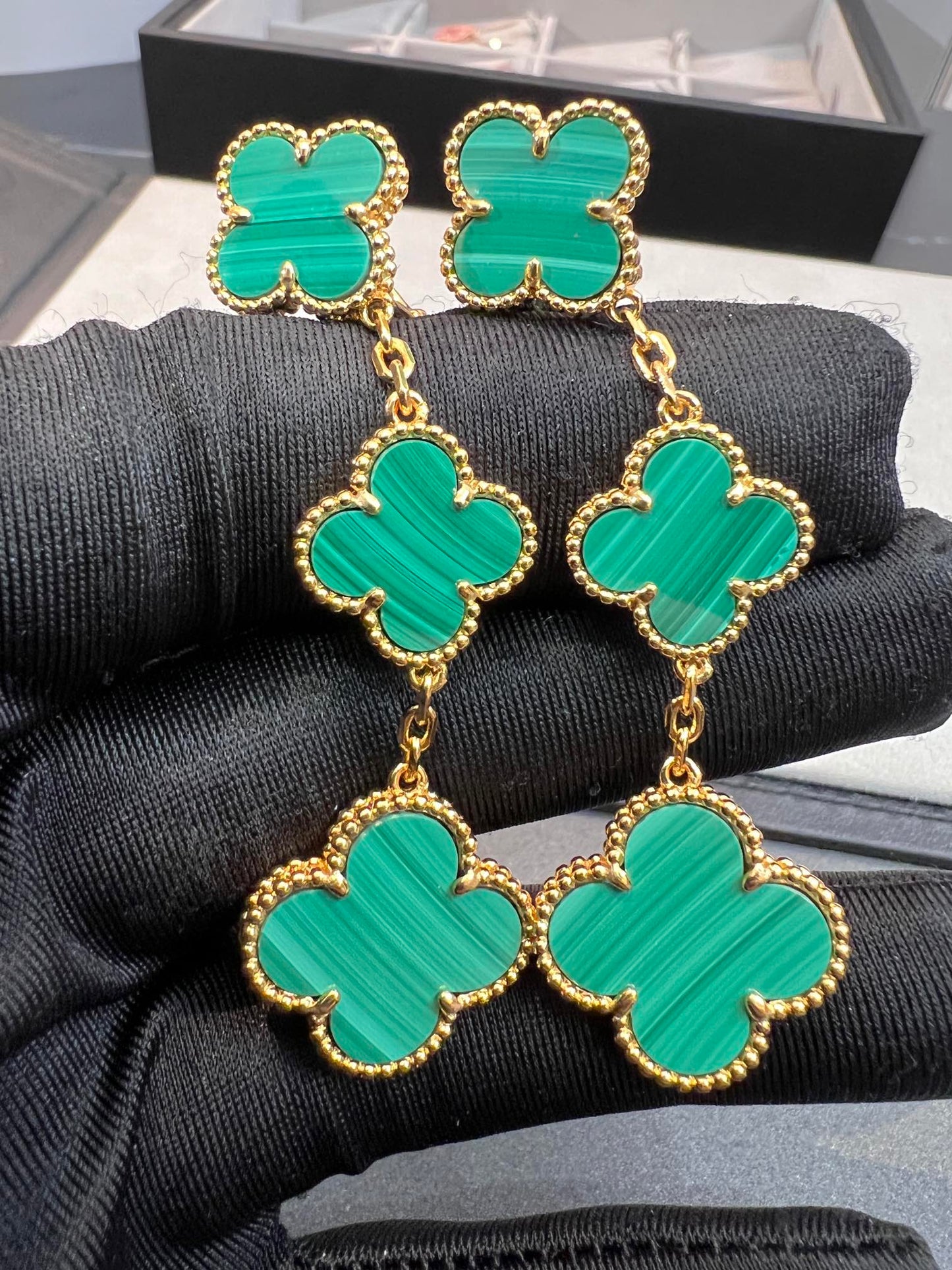 [AuraEcho]CLOVER MALACHITE 3 MOTIFS GOLD