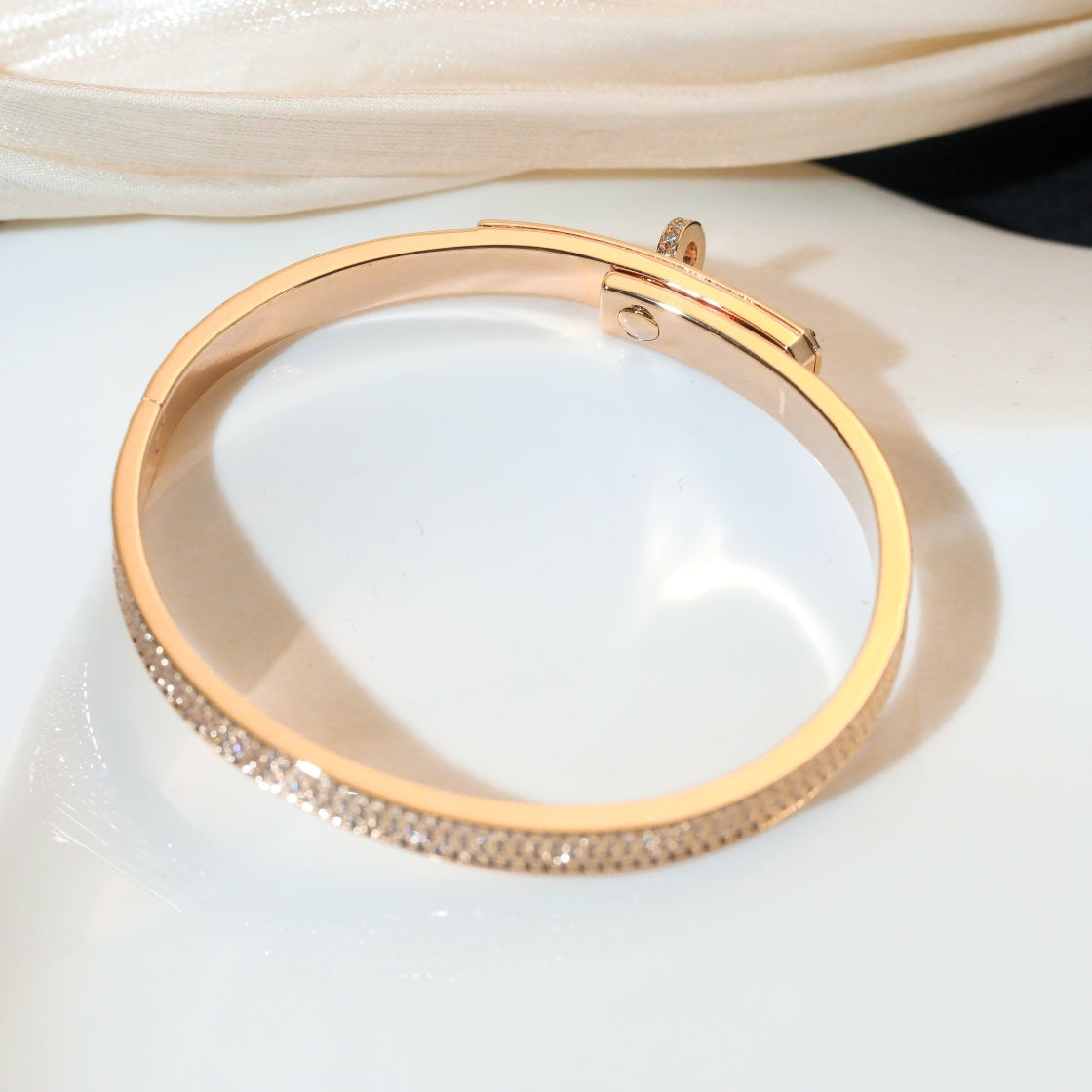 [AuraEcho]KELLY BRACELET DIAMOND PAVED
