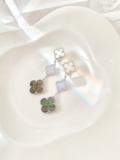 [AuraEcho]CLOVER 3 MOTIFS CHALCEDONY DARK MOP SILVER EARRINGS