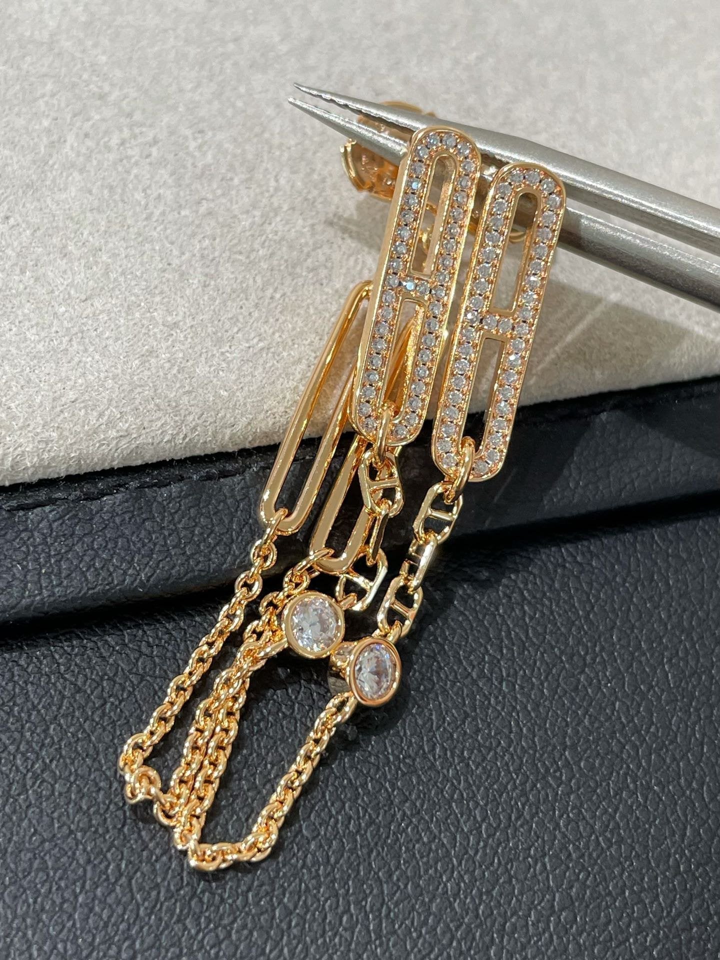 [AuraEcho]CHAINE CHAOS DIAMOND DROP EARRINGS