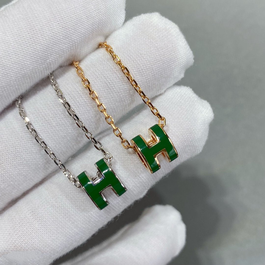 [AuraEcho]POP H GREEN NECKLACE SILVER AND GOLD