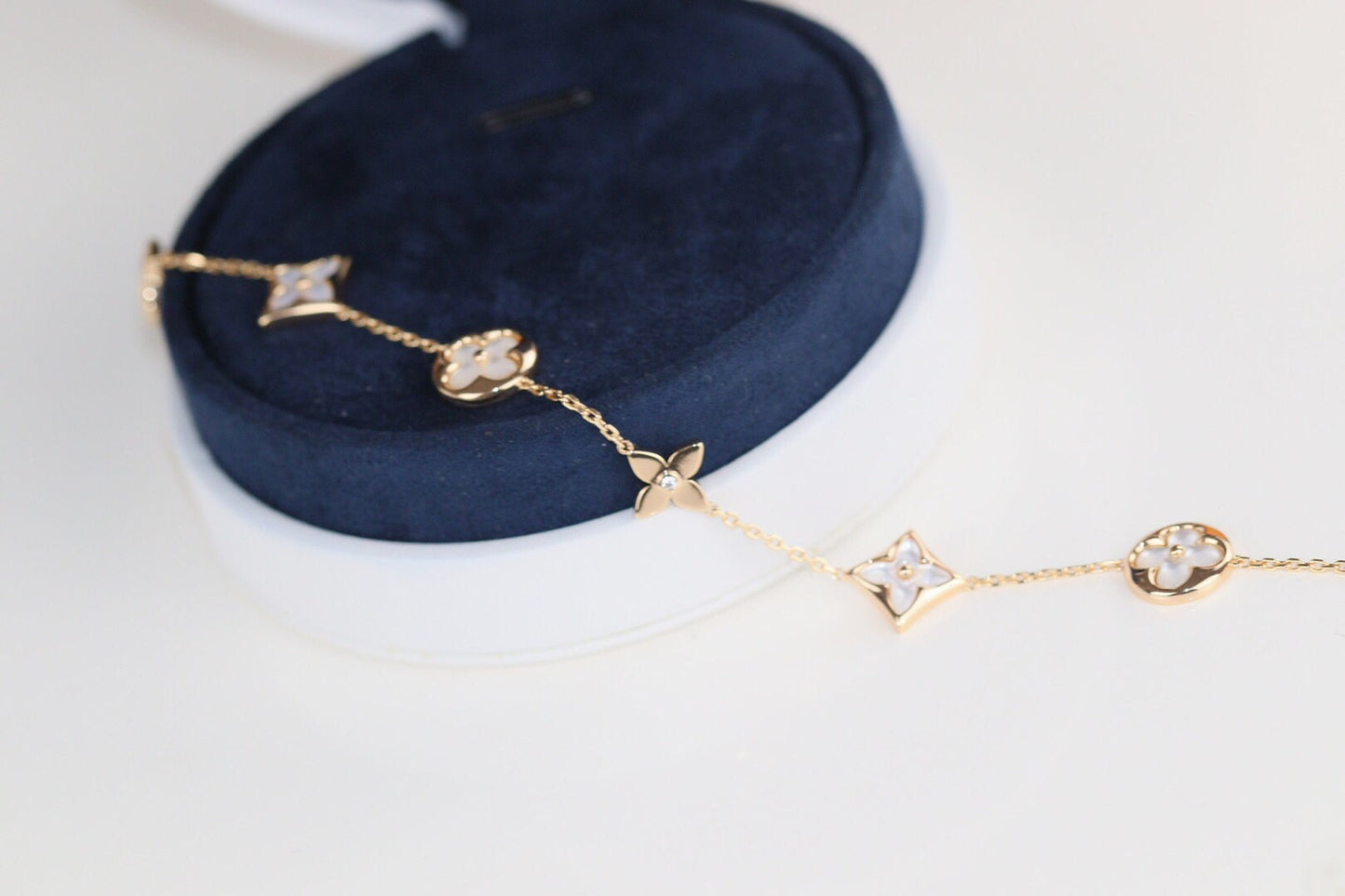[AuraEcho]LEAF CLOVER BRACELET