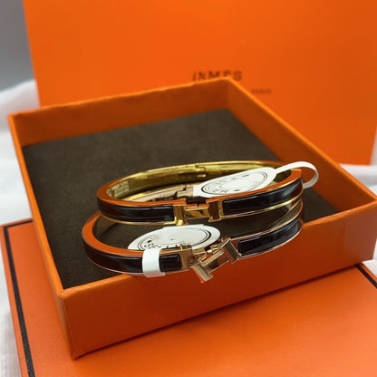 [AuraEcho]CLASSIC HM CLIC BLACK 8MM ENAMEL BRACELET