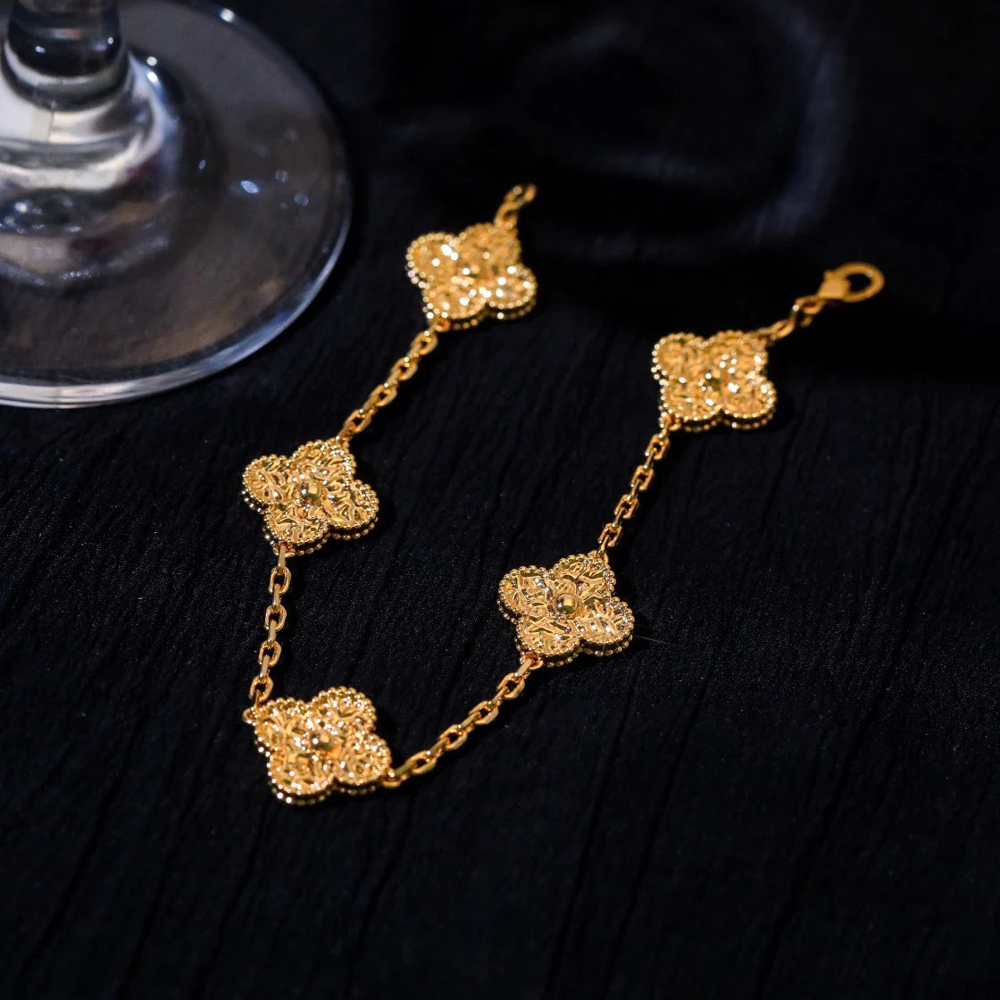 [AuraEcho]CLOVER 5 MOTIFS BRONZING BRACELET